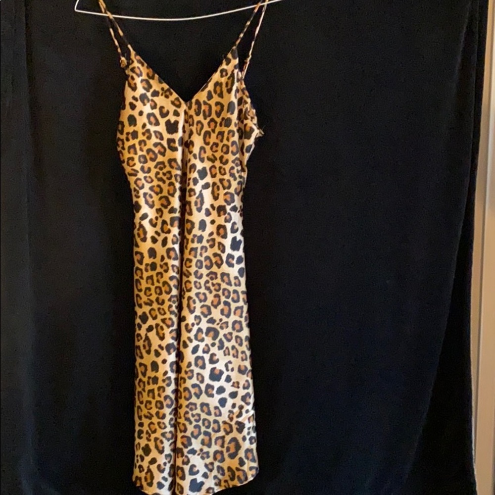 Leopard print midi dress